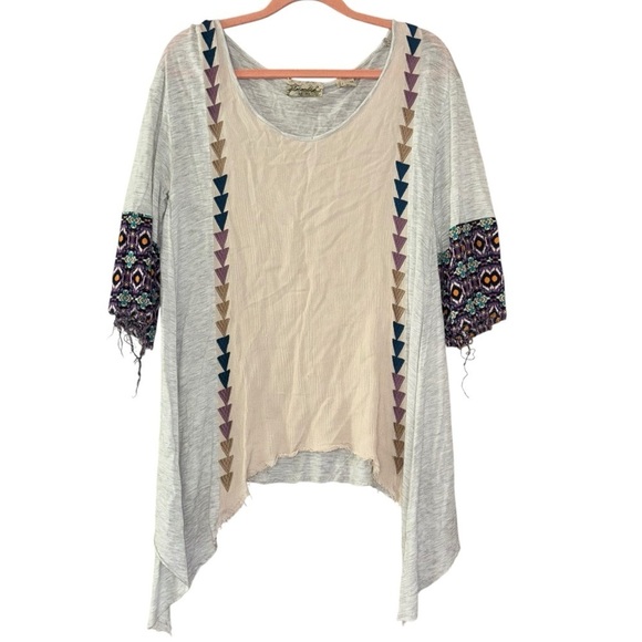 Gimmicks BKE Bohemian Hippie Tunic Asymmetrical Colorful Top Womens S 3/4 Sleeve - Picture 1 of 13